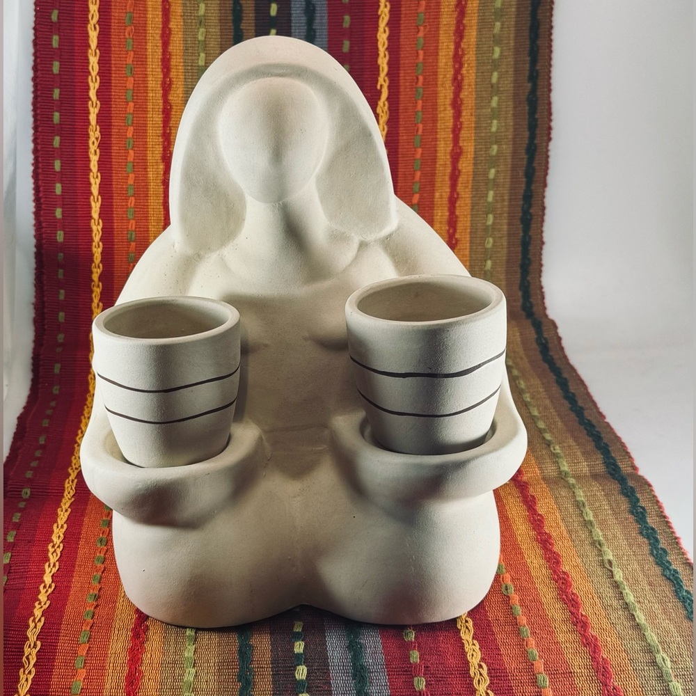 Justina Blakeney Planter— discontinued. Absolutely stunning piece; large. New!